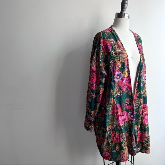 VINTAGE Y2K RARE VICTORIAS SECRET 100% SILK PAISLEY METALLIC GOLD PRINTED KIMONO - Picture 3 of 8